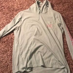 Vineyard vines hoodie